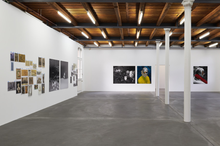 Exhibition view, Cécile Monnier, des nuits sans silence, Kunsthalle Friart Fribourg, 2022/23. Photo : Guillaume Python