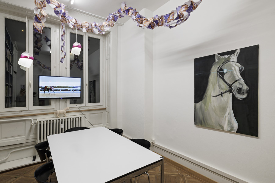 Exhibition view, Kühe und Pferde, Galerie Oskar Weiss, Zürich, 2025-2026. Photo credit: Gina Folly