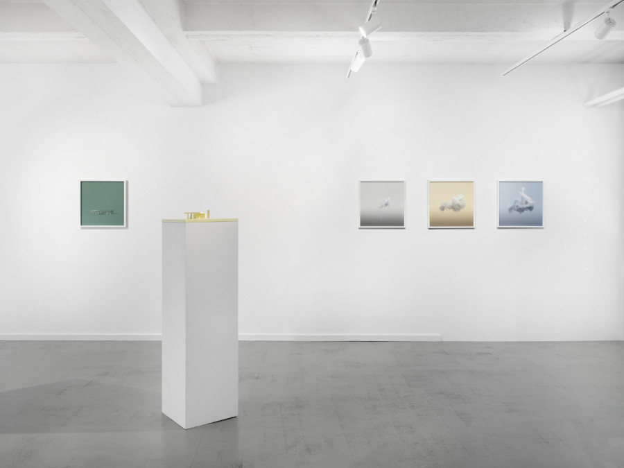 Exhibition view, Thibault Brunet, 12 minutes de soleil, Galerie Heinzer Reszler, 2024. Photo credit: Julien Gremaud