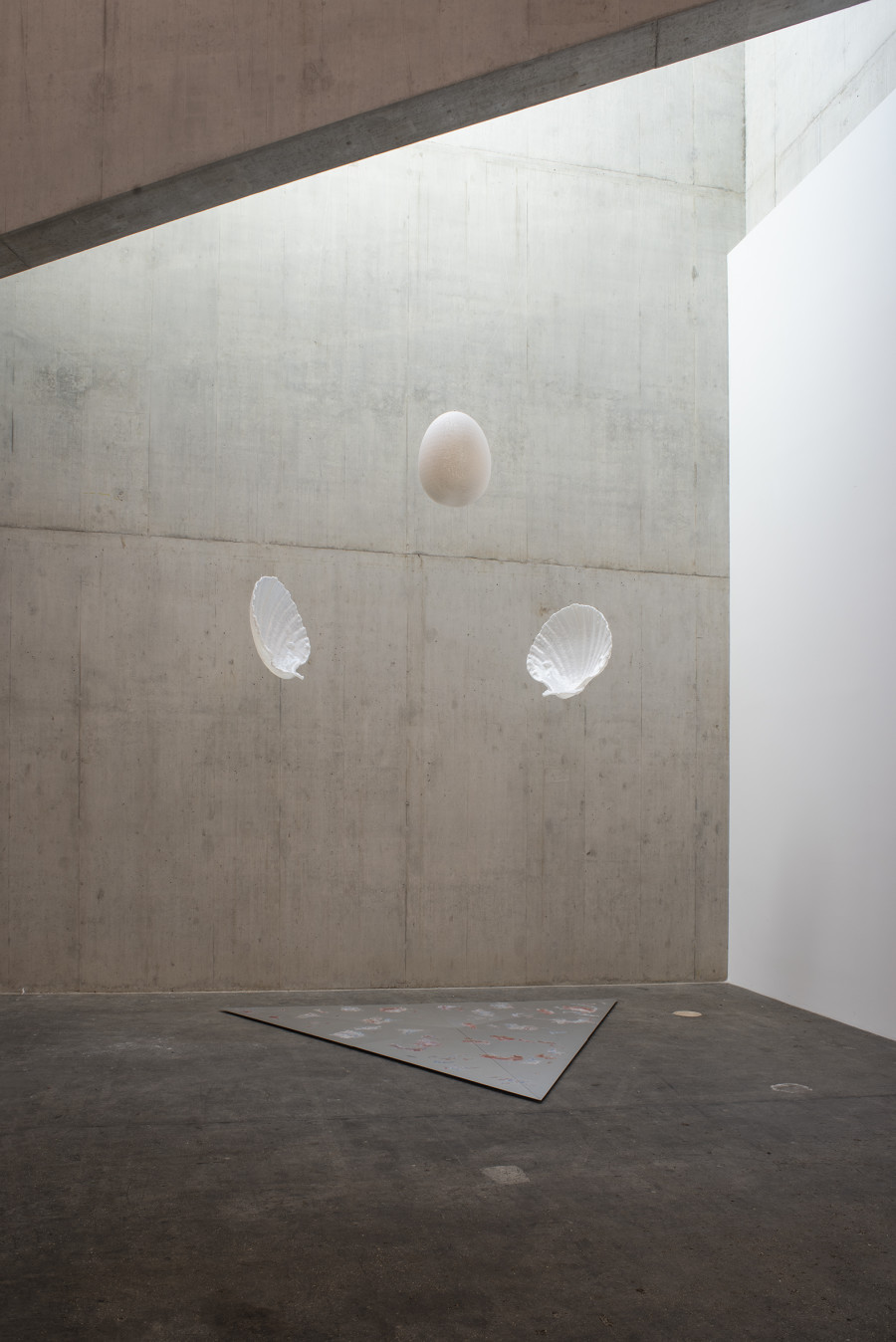 Alice Tioli, eggxit (Meringue Mirage), 2024. Installation view You Can Break a Rock With an Egg, Graduation Exhibition Bachelor and Master Institute Art Gender Nature HGK Basel FHNW, Kunsthaus Baselland, 2024, photo: Christian Knörr