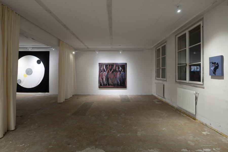 Exhibition view, Mystery Box, suns.works, Zürich, 2025-2026. Photography: Claude Barrault and Maurice Haas. ©2025 the artists and suns.works