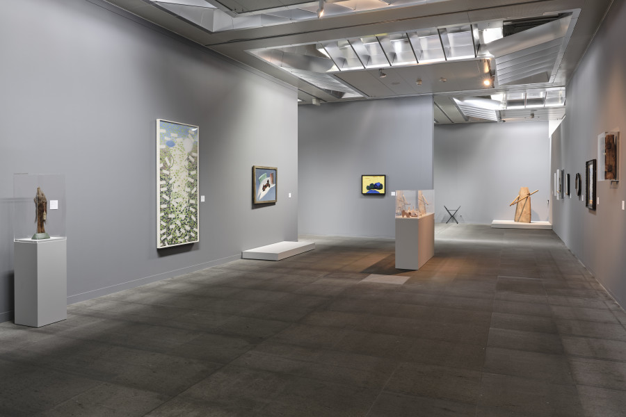 Exhibition view, Meret Oppenheim, My Exhibition, Kunstmuseum Bern, 2021-2022. © Kunstmuseum Bern, photo: Rolf Siegenthaler