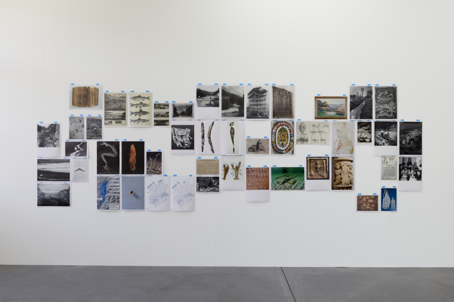 Exhibition view, Cécile Monnier, des nuits sans silence, Kunsthalle Friart Fribourg, 2022/23. Photo : Guillaume Python