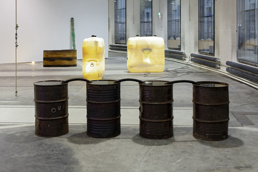 Birgit Werres, Let’s play it, Rolf !, Installationsansicht Kunstzone Lokremise, Kunstmuseum St.Gallen, Foto: Stefan Rohner