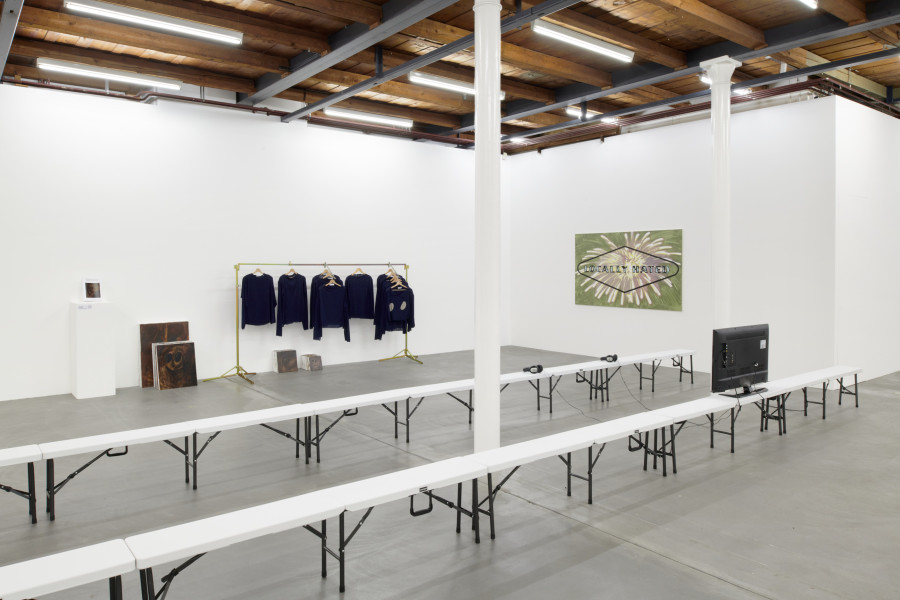 Exhibition view, La réforme de Pooky, 2022, Kunsthalle Friart Fribourg. Photo Guillaume Python, Courtesy Kunsthalle Friart Fribourg.