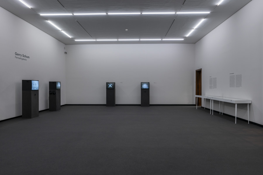 Installation view, Gerry Schum, Fernsehgalerie, Kunst Museum Winterthur, 2022.