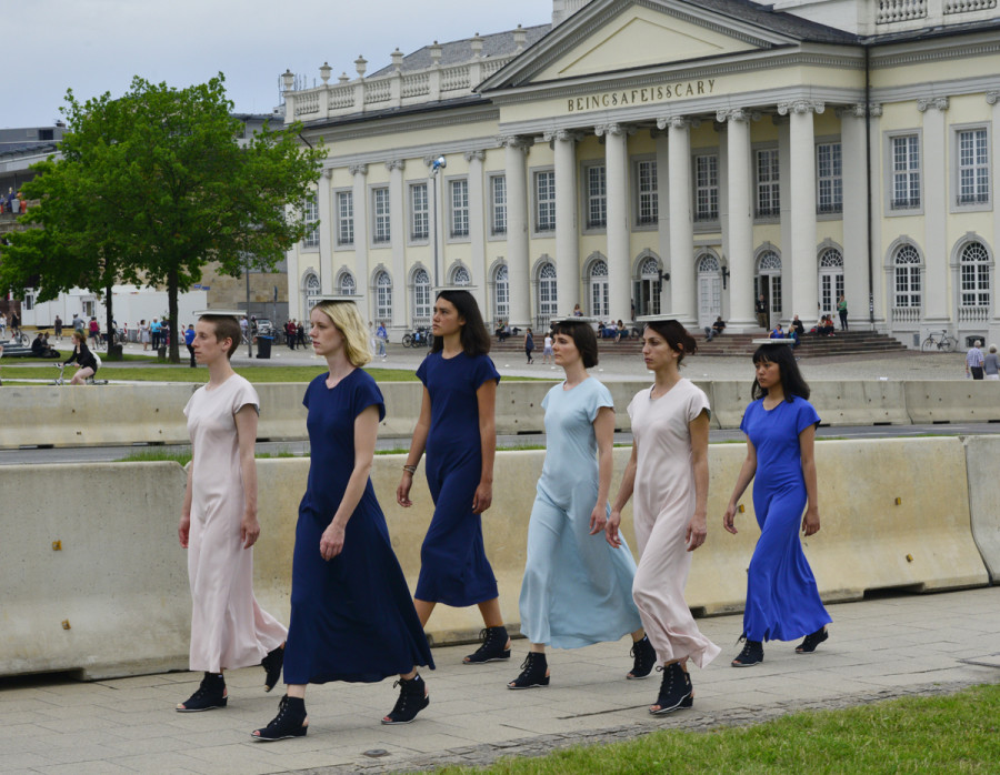 Yugoexport, Spinal Discipline: Julia Allnoch, Isabella Artadi, Mustafa Boğa, Annika Katja Boll, Beryl Chepkirui, Mona Eing, Ozgür Genc, Mila Gligorić, Josefine Mundri, Andara Shastika, Wenti Sheng and Alma Weber working, Kassel, 2017. Photo: Anna Shteynshleyger.