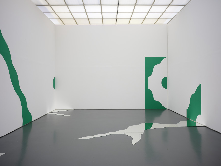 Installationsansicht Auswahl 21. Aargauer Künstlerinnen und Künstler, 13.11.21 – 2.1.2022, Aargauer Kunsthaus, Aarau, Foto: David Aebi, Bern