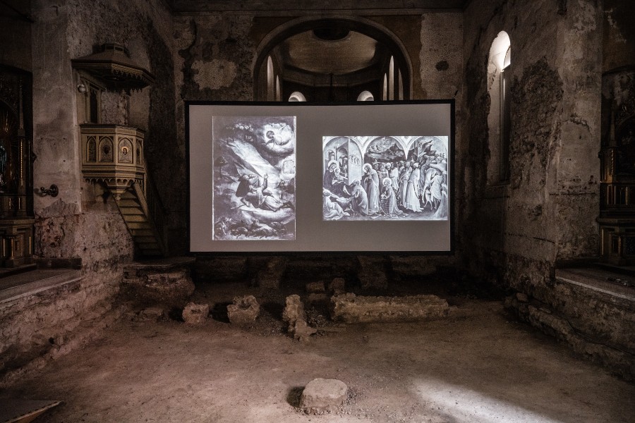 Andrea Büttner, Shepherds and Kings, 2017, installation view Johanniterkirche Feldkirch, 2022, photo: Ursula Dünser © Andrea Büttner / 2022, ProLitteris, Zürich