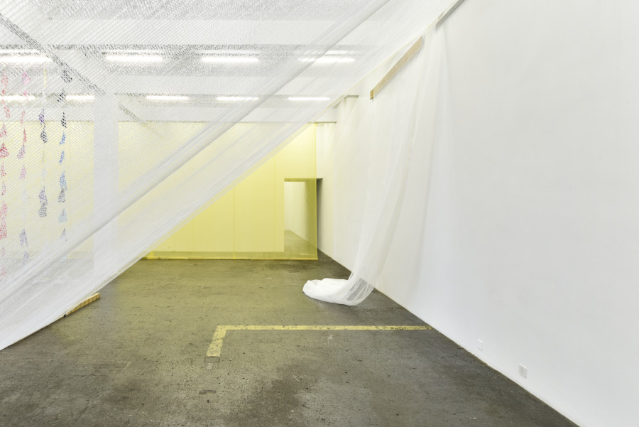 alentina Minnig, Schutznetz Weiss, 2020, Queere Flaggen, 2020, Schutznetz Gelb, 2020. Courtesy: the artist. Photo: Kunst Halle Sankt Gallen, Sebastian Schaub