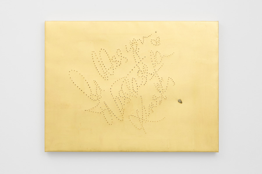 Valentina Vaccarella, Tess, 2026. 22kt fold leaf, pyrrhotite and holes on canvas. 48 × 63.5 cm. Photo credit: Philipp Rupp