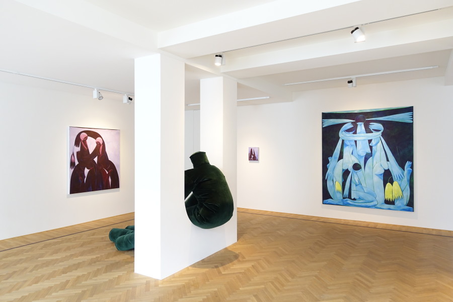 Installation shots of "Our Humans" with works by Tahnee Lonsdale, exhibited at Galerie Fabian Lang, Zurich, (10.11.2022-29.01.2023). Credit: Courtesy of the artist and Galerie Fabian Lang. Copyright: © Fabian Lang