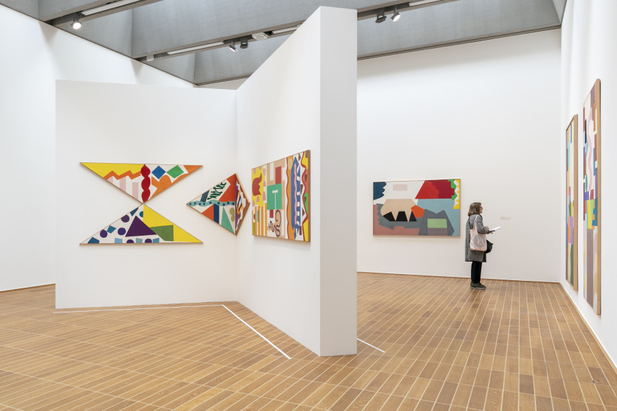 Shirley Jaffe: Form as Experiment, Installation view, 2023, Kunstmuseum Basel, Photo: Julian Salinas.