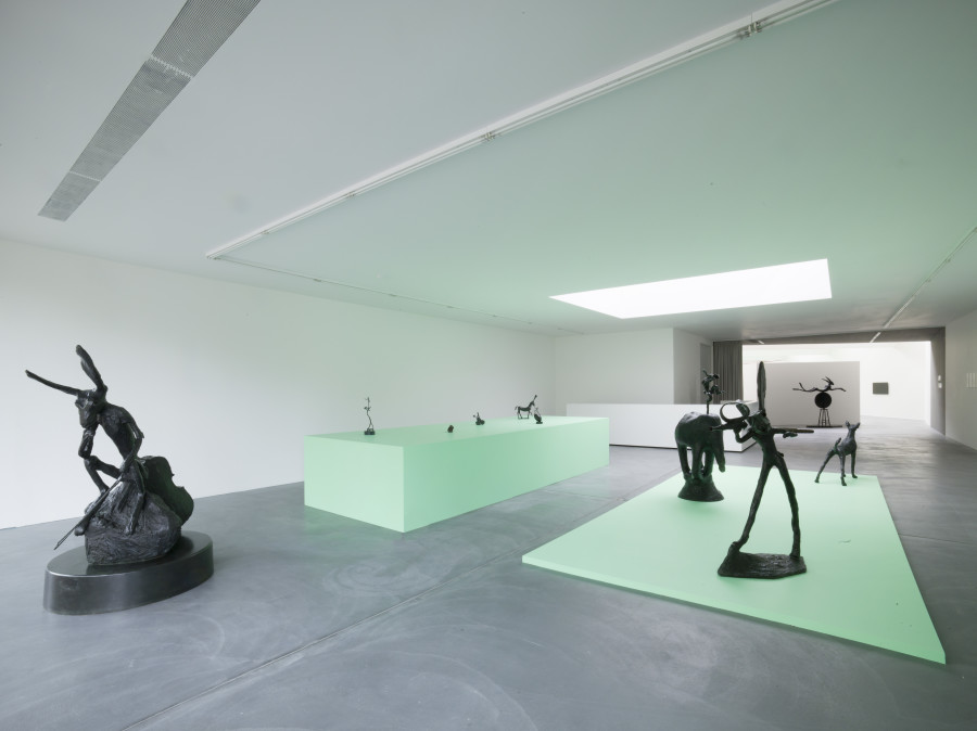 Installation View, Barry Flanagan at von Bartha, Basel, 21 May – 31 July 2021. Image courtesy the Estate of Barry Flanagan and von Bartha. Photo: Simon Schwyzer.