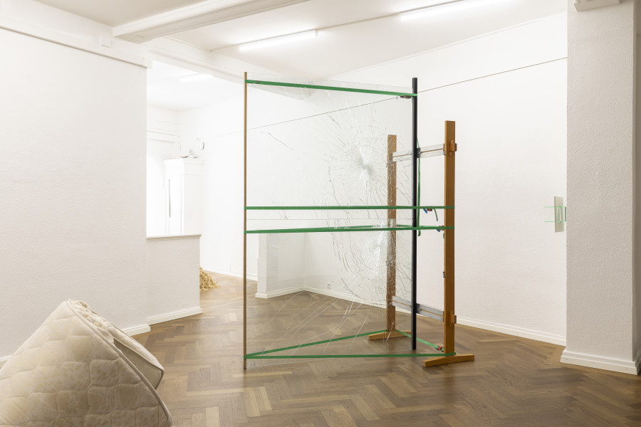 Installation views THE GLEANERS, 2023, KRONE COURONNE, Biel/Bienne. Credits: © Michal Florence Schorro