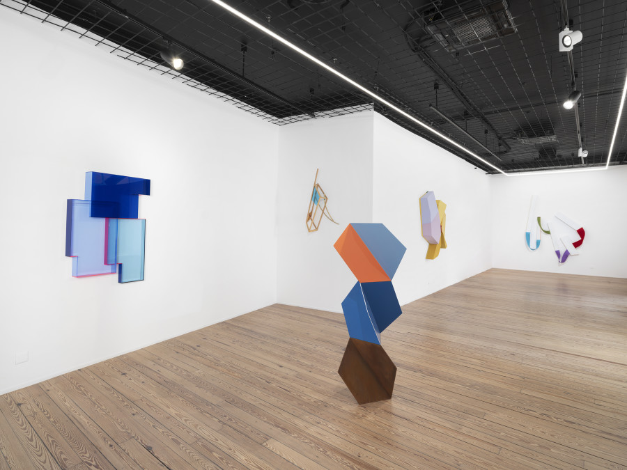 Exhibition view, Henrik Eiben, gap in the clouds, galerie lange + pult, Geneva, 2025. Photo credit: Julien Gremaud