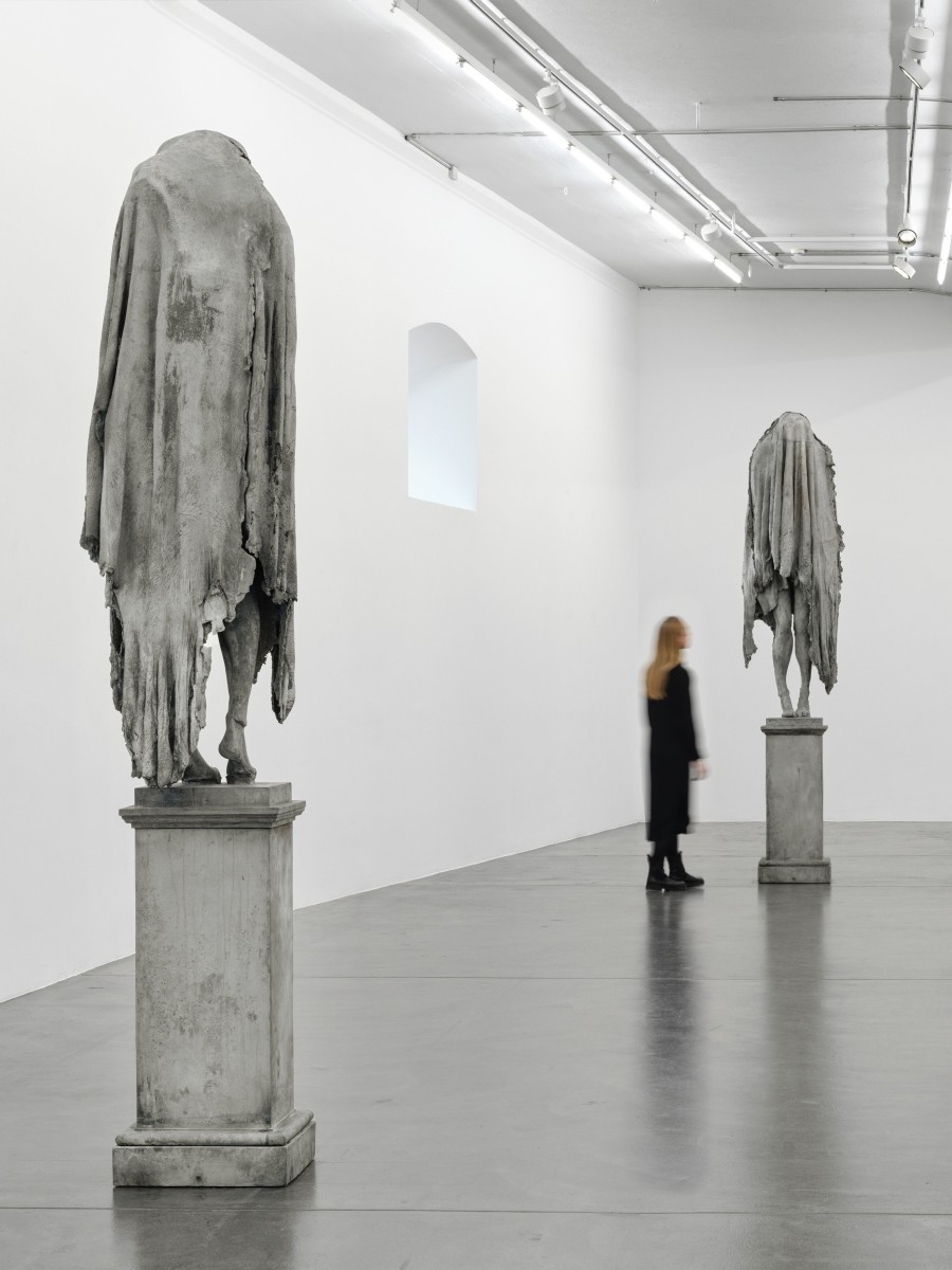 Installation view, ‘Berlinde De Bruyckere. A simple prophecy’, Hauser & Wirth Zurich, Limmatstrasse, 26 January until 13 May 2023 © Berlinde De Bruyckere. Courtesy the artist and Hauser & Wirth. Photo: Stefan Altenburger Photography Zürich