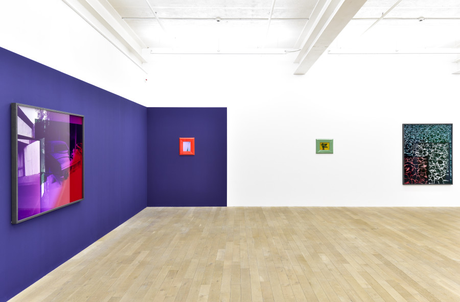 Exhibition view, Shirana Shahbazi, Galerie Peter Kilchmann, 2020.