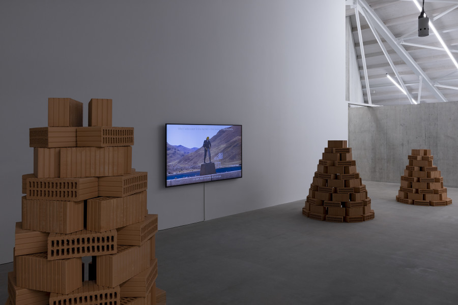 Josefina Leon Ausejo, Ecos Voraces, 2025. Courtesy the artist. Ausstellungsansicht Kunsthaus Baselland 2025. Foto: Gina Folly