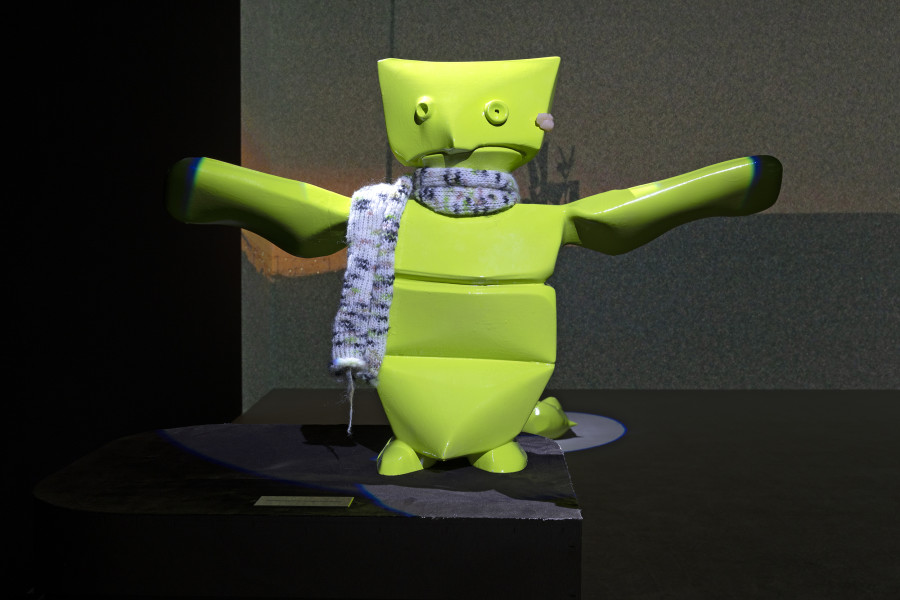 Fritz & Virginie Sistek, Priscilla Predator: geboren, leben, sterben, 2025, an automated theater play, 32 minutes, For, Basel. Photography: Gina Folly. Copyright and courtesy of the artists and For, Basel