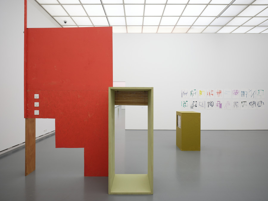 Installationsansicht Auswahl 21. Aargauer Künstlerinnen und Künstler, 13.11.21 – 2.1.2022, Aargauer Kunsthaus, Aarau, Foto: David Aebi, Bern