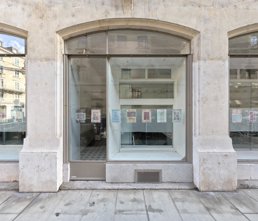 Installation view, Linda Voorwinde, Liberté et Amour, soulignés par des contours, Vollandes 13, 2022-2023.