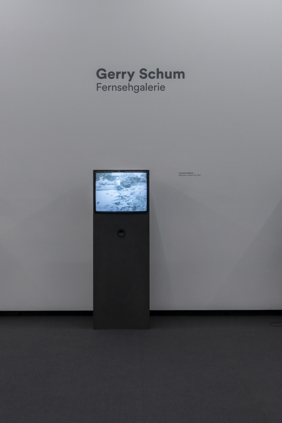 Installation view, Gerry Schum, Fernsehgalerie, Kunst Museum Winterthur, 2022.