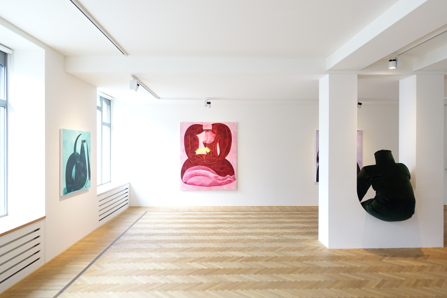 Installation shots of "Our Humans" with works by Tahnee Lonsdale, exhibited at Galerie Fabian Lang, Zurich, (10.11.2022-29.01.2023). Credit: Courtesy of the artist and Galerie Fabian Lang. Copyright: © Fabian Lang