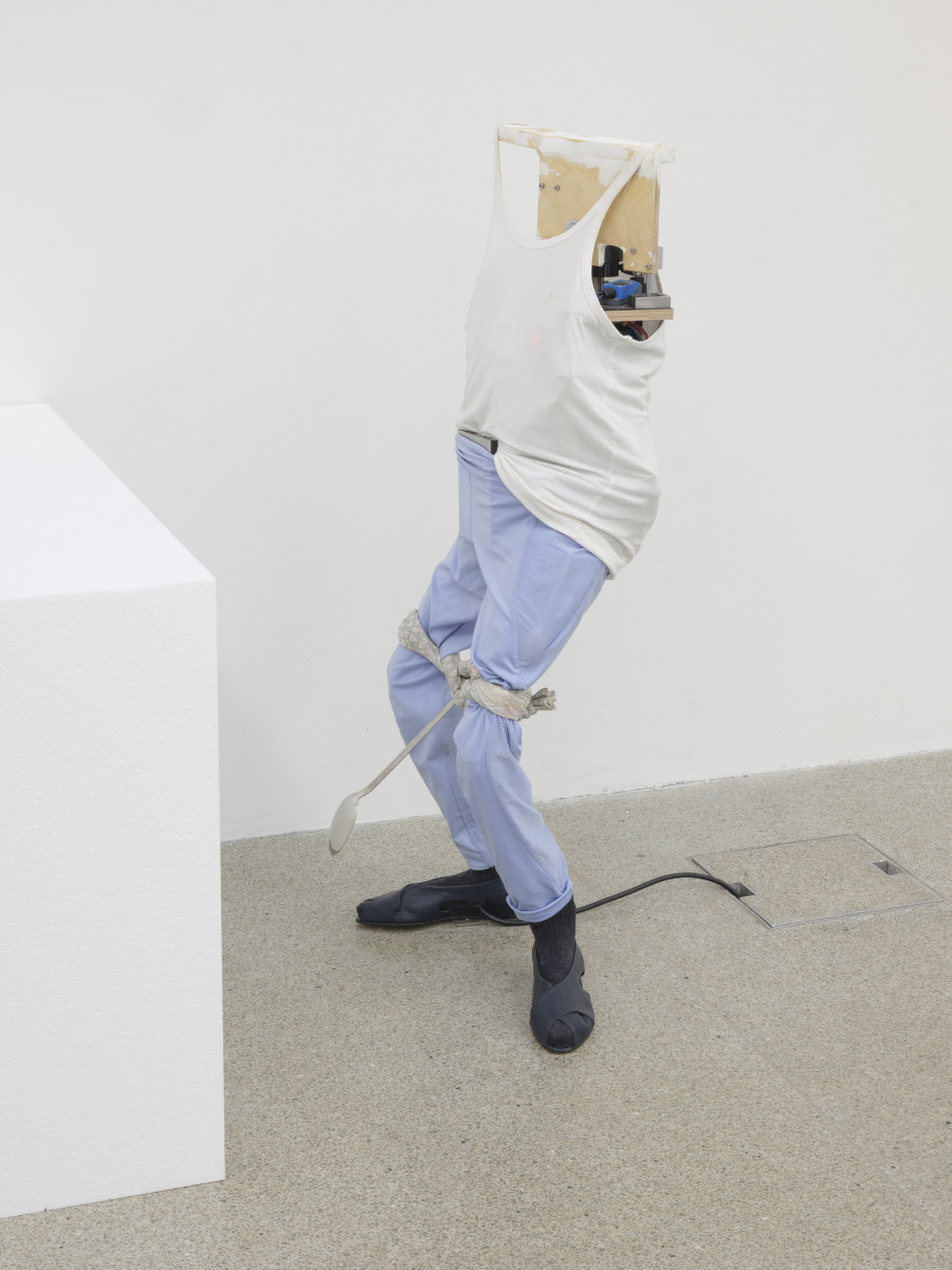 Jean-Charles de Quillacq, «Daddy is Home», exhibition view KBCB, 2025; photo: Sebastian Verdon