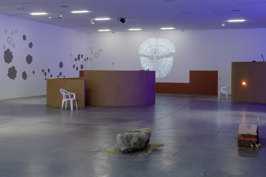 Exhibition view Dineo Seshee Raisibe Bopape: (ka) pheko ye– the dream to come, (8.6.2024-8.9.2024), Migros Museum für Gegenwartskunst. Photo: Studio Stucky, courtesy of the artist and Sfeir-Semler Gallery, Beirut/Hamburg.