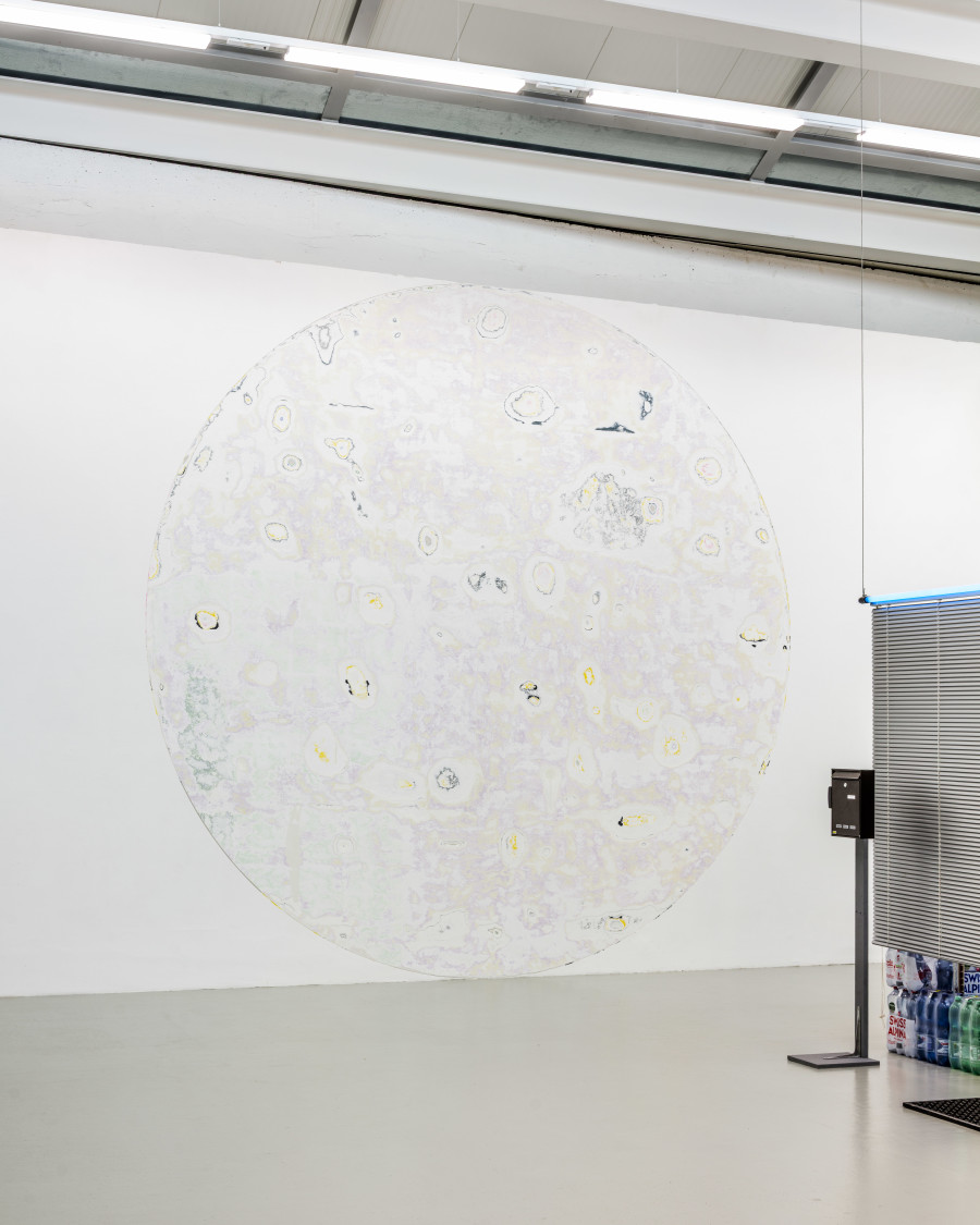 François Jaques, Can Ghost Circle, 2025, exhibition view, CAN Centre d’art Neuchâtel. Photo: S. Verdon