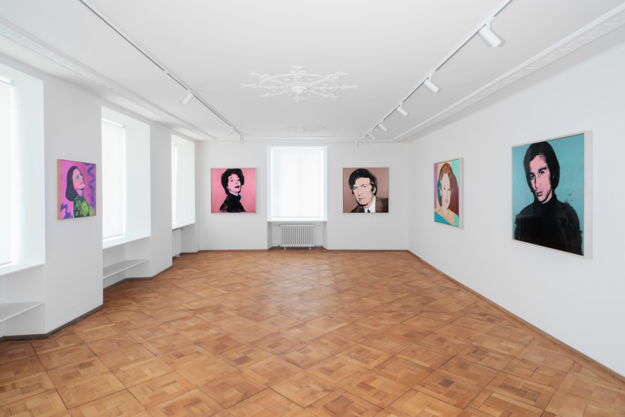 Andy Warhol: Seven Portraits, Installation view, 2023, Larkin Erdmann, Photo: Flavio Karrer, Zürich.