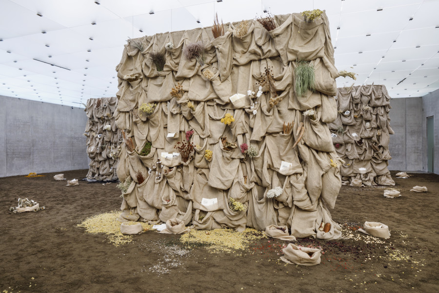 Solange Pessoa, Bags – Bregenz version, 1994–2023, Installation view first floor Kunsthaus Bregenz, 2023. Photo: Markus Tretter. Courtesy of the artist, Mendes Wood DM. © Solange Pessoa, Kunsthaus Bregenz