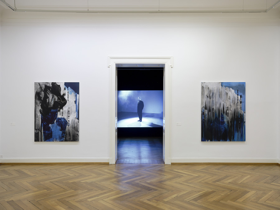 Exhibition view, Lorna Simpson, HAZE, Kunstmuseum Thun, 2022. Photo: David Aebi. © Lorna Simpson. Courtesy the artist and Hauser Wirth.