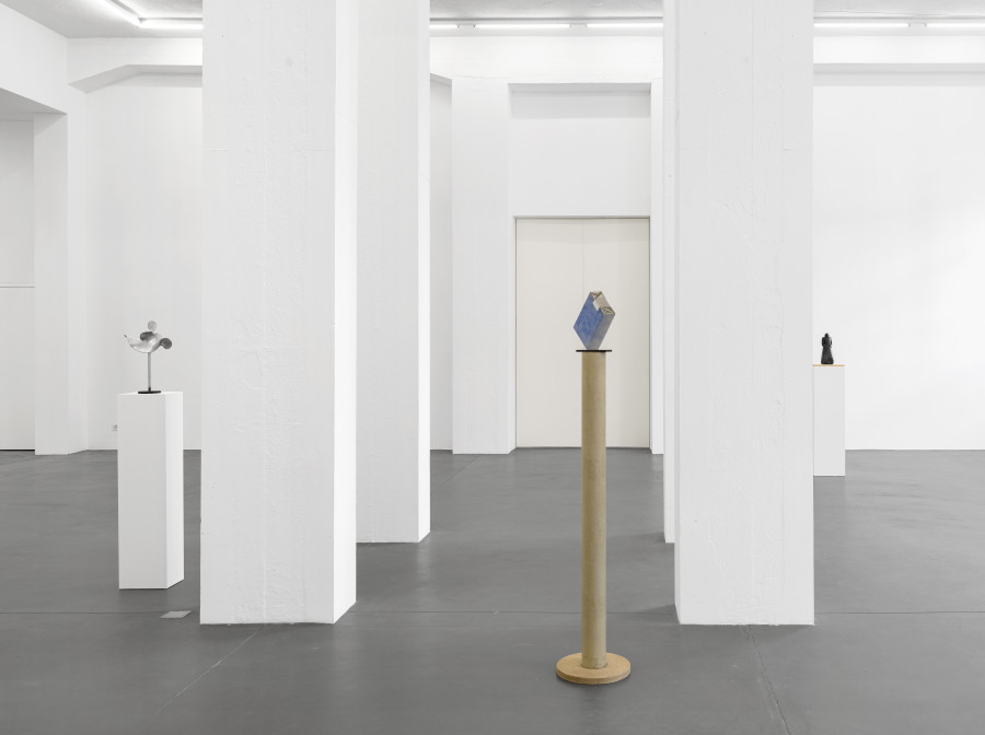 Installation view, Markus Raetz, Strangers & Lovers, Galerie Francesca Pia, 2025. Photo: Cedric Mussano