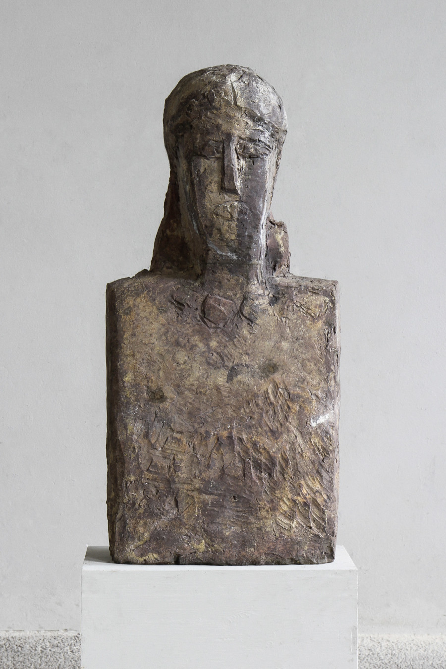 Hans Josephsohn, Untitled (Mirjam), 1950, Brass, Josephsohn Estate, Kesselhaus Josephsohn, St. Gallen. © Josephsohn Estate, Kesselhaus Josephsohn/Galerie Felix Lehner