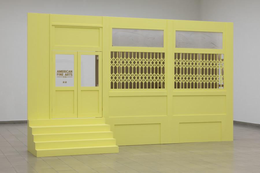 Megan Francis Sullivan, Study of a facade, American Fine Arts at 22 Wooster Street, New York, circa 2002, 2024. Wood, plexiglass, drywall, window decal, approx. 500 x 170 x 290 cm. Megan Francis Sullivan, Wolkenstudie, installation view, Kunsthaus Glarus, 2024. Photo: Gina Folly. Courtesy of the artist.