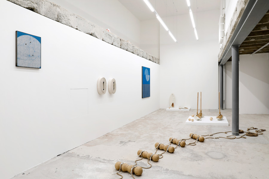 Exhibition View Aurélien Martin Solo Show «The North Face» at Fabienne Levy, Lausanne, 2021 / Photo: Neige Sanchez / Courtesy: the Artist and Fabienne Levy