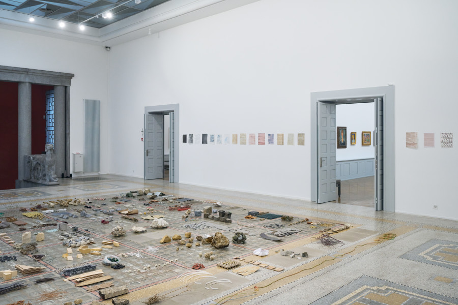 Exhibition view, Maria Tackmann, Les lignes de désir, Musée des beaux-arts de La Chaux-de-Fonds, 2024. © Musée des beaux-arts La Chaux-de-Fonds. Photography : David Heitz