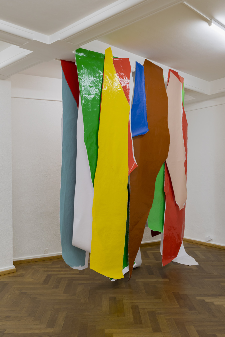 Installation view, Katrin Hotz, TRACE, SET, PRINT!, KRONE COURONNE, 2022. Photo: © Guadelupe Ruiz