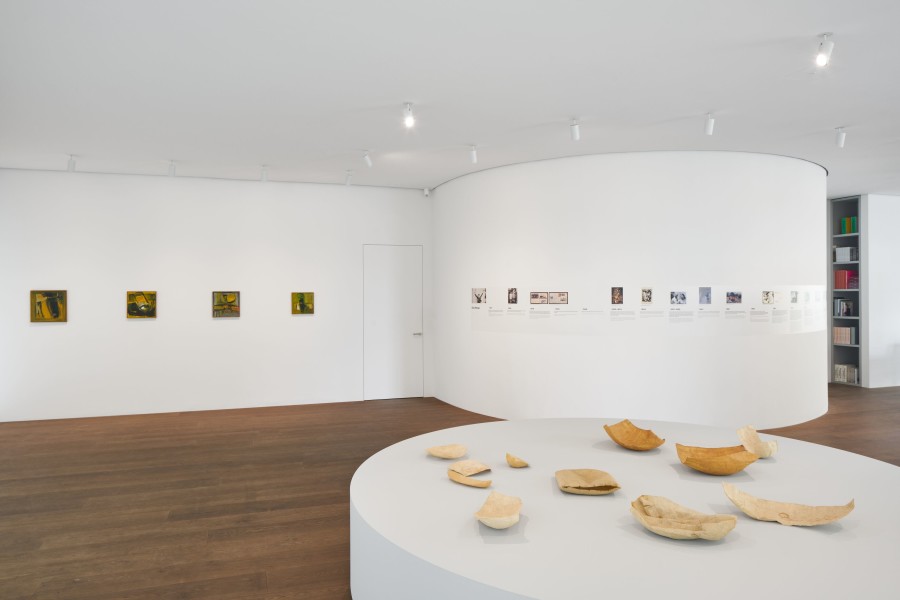 Installation view, ‘EVA HESSE. Forms & Figures,’ Hauser & Wirth Zurich, Bahnhofstrasse 1, until 19 November 2022 © The Estate of Eva Hesse. Courtesy Hauser & Wirth. Photo: Jon Etter