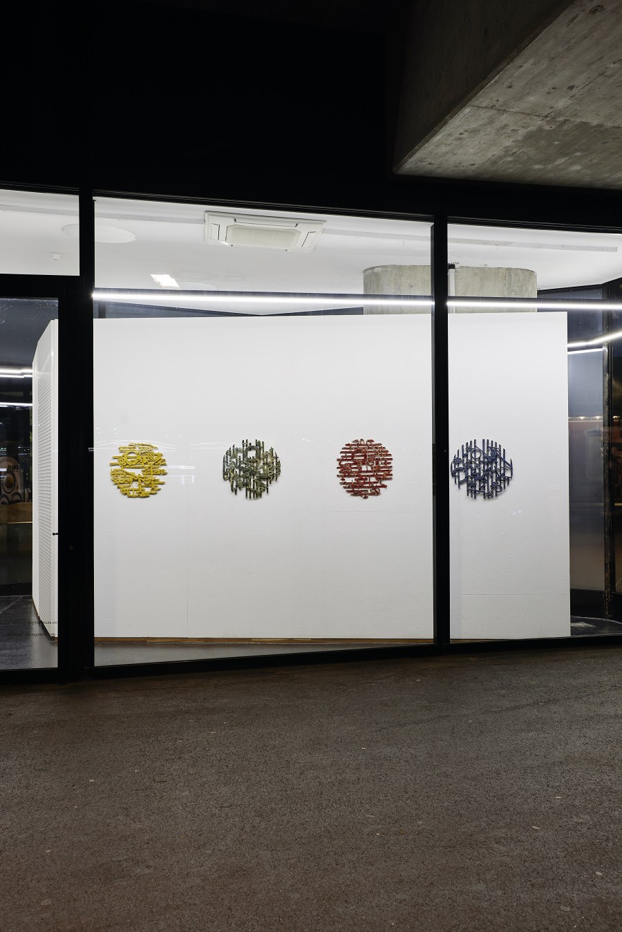 Martin Chramosta, ICH DIEN, 2022. Installation View. VITRINE Basel. Photographer: Moritz Schermbach. Courtesy the artist and VITRINE