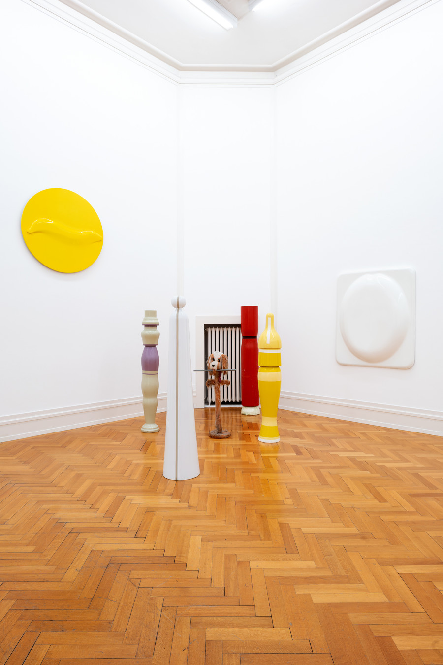 Exhibition view, Jef Geys, Kunsthalle Bern, 2021. Photo: Stefan Burger