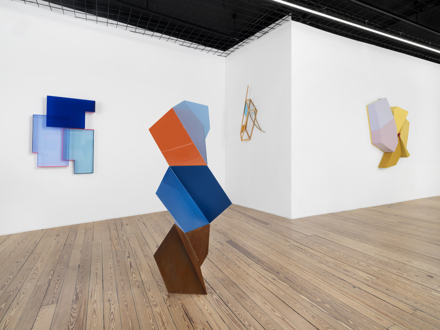 Exhibition view, Henrik Eiben, gap in the clouds, galerie lange + pult, Geneva, 2025. Photo credit: Julien Gremaud