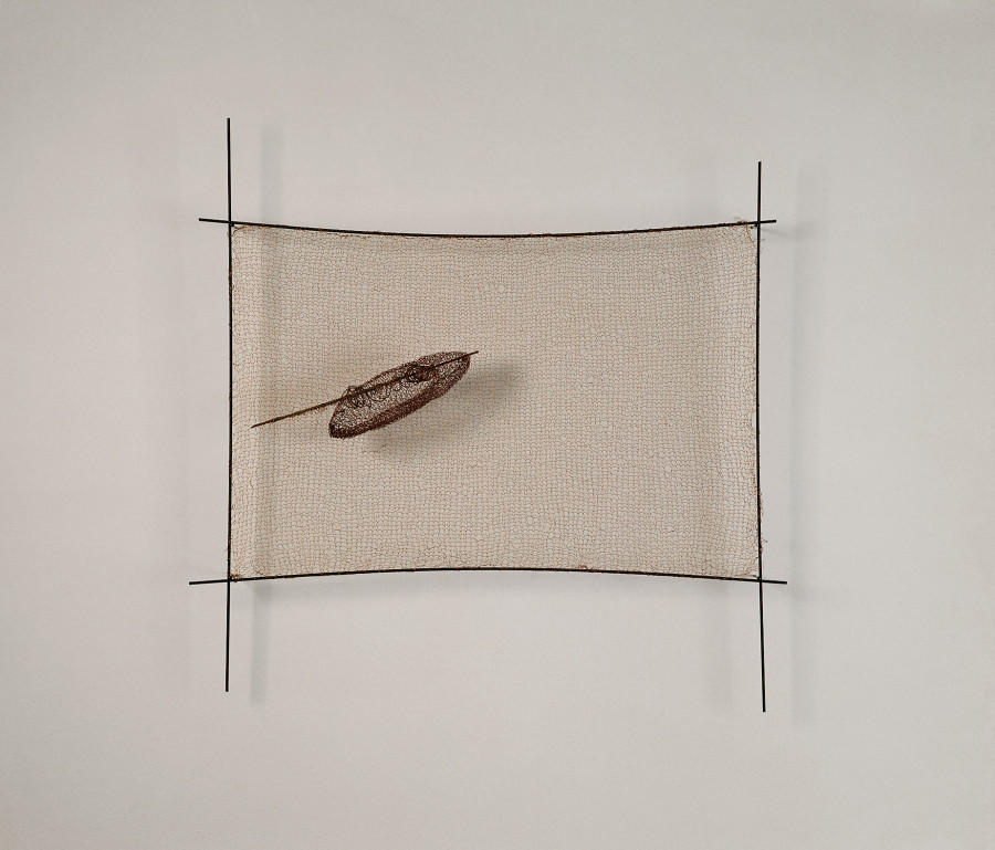 Marisa Merz (1926–2019), Scarpetta, 1970, Kupferdraht, Nylon, Stahl und Holz, 80 x 83 x 4 cm, Rahmenmass: 15.5 x 90.5 x 90.5 cm, Kunst Museum Winterthur, Geschenk des Galerievereins. Freunde Kunst Museum Winterthur, 1995, Foto: SIK-ISEA, Zürich, Jean-Pierre Kuhn