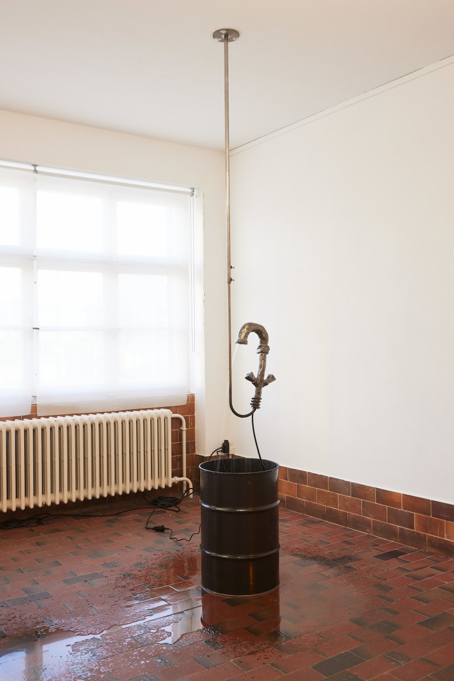 Lou Masduraud: Wet Men, Mayday, Installation view, 2022, Photos: Moritz Schermbach