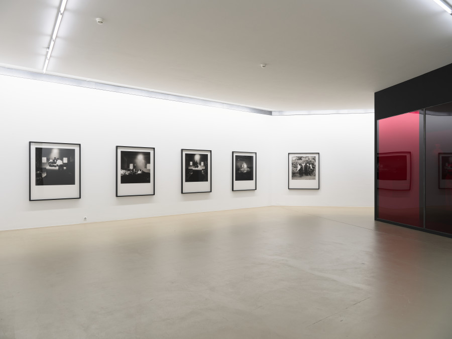 Exhibition view, Carrie Mae Weems, The Evidence of Things Not Seen, Kunstmuseum Basel, 2023-2024. © bei der Künstlerin / the artist. © Carrie Mae Weems. Courtesy of the artist, Jack Shainman Gallery, New York and Galerie Barbara Thumm, Berlin. Photo Credit: Max Ehrengruber