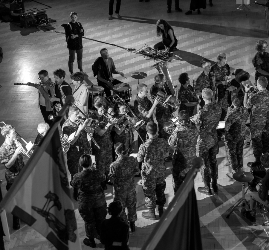 Marina Rosenfeld, Free Excercise, performance view. Biennale de Montréal, Montréal, 2016