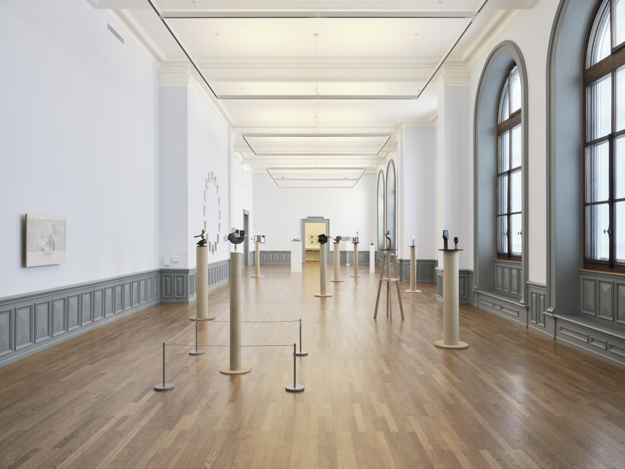 Installation view, Markus Raetz, oui non si no yes no, Kunstmuseum Bern, 2022. Photo credit: Rolf Siegenthaler, © Kunstmuseum Bern