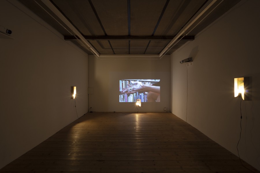 Exhibition view, Monika Emmanuelle Kazi – Handshake, sic! Elephanthouse, 2021. Photo credit: Andri Stadler